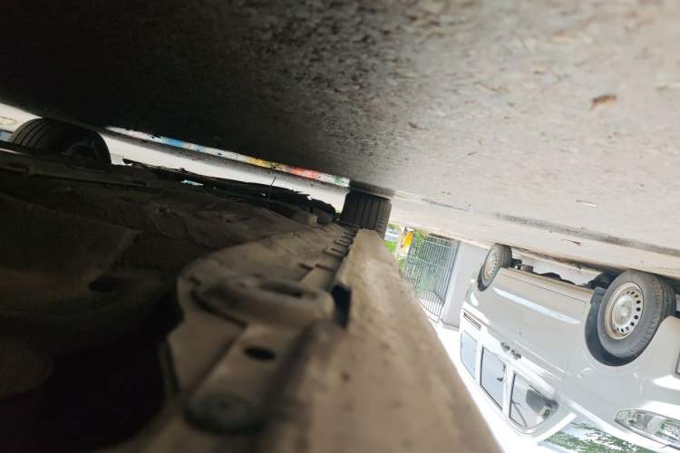 Used Roewe 550 2013 550S 1.8L Automatic Start-Zhen Edition Chassis Rear Left