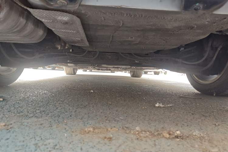 Used Roewe 550 2013 550D 1.8T Automatic Premium Edition Chassis Rear