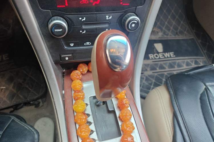 Used Roewe 550 2013 Classic Edition 550 1.8L Automatic Luxury Model Gear Lever