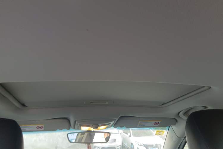 Used Roewe 550 2013 Classic Edition 550 1.8L Automatic Luxury Model Headliner