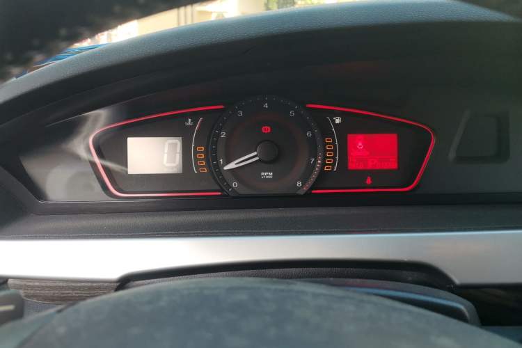 Used Roewe 550 2013 Classic Edition 550 1.8L Automatic Luxury Model Instrument Cluster