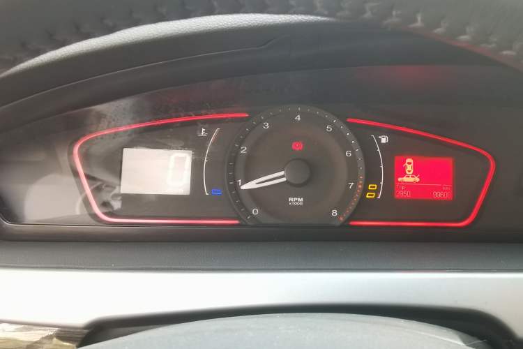 Used Roewe 550 2013 Classic Edition 550 1.8L Manual Fashion Model Instrument Cluster