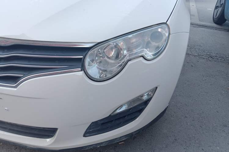 Used Roewe 550 2013 Classic Edition 550 1.8L Automatic Luxury Model Left Front Headlight