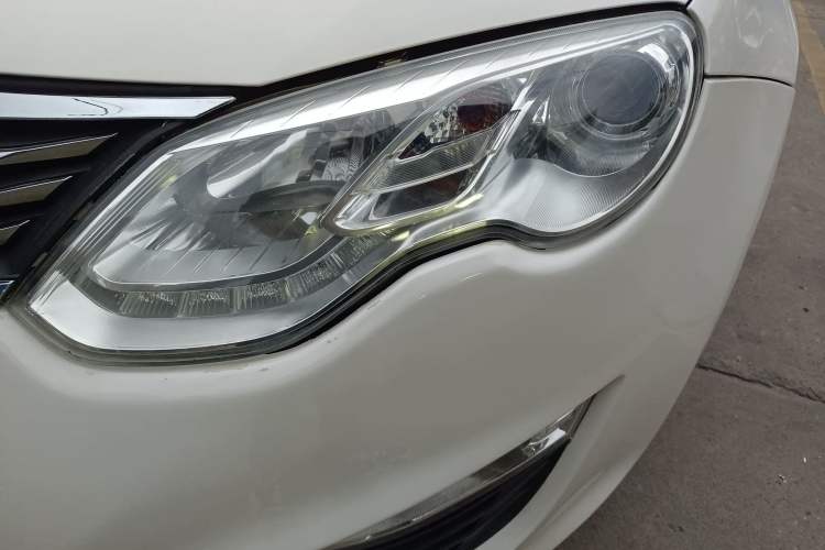 Used Roewe 550 2013 550S 1.8L Automatic Start-Zhen Edition Left Front Headlight