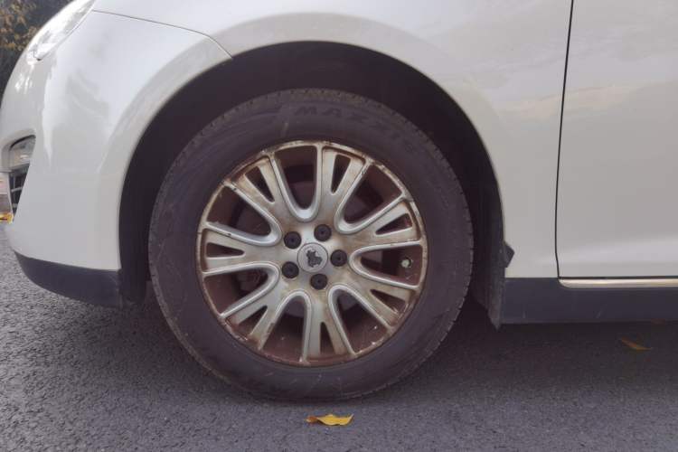 Used Roewe 550 2013 Classic Edition 550 1.8L Manual Fashion Model Left Front Wheel Hub