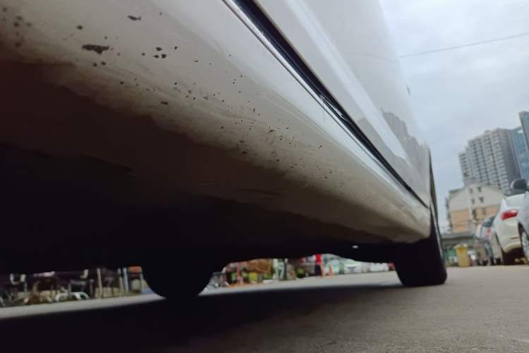 Used Roewe 550 2013 550S 1.8L Automatic Start-Zhen Edition Left Side Sill