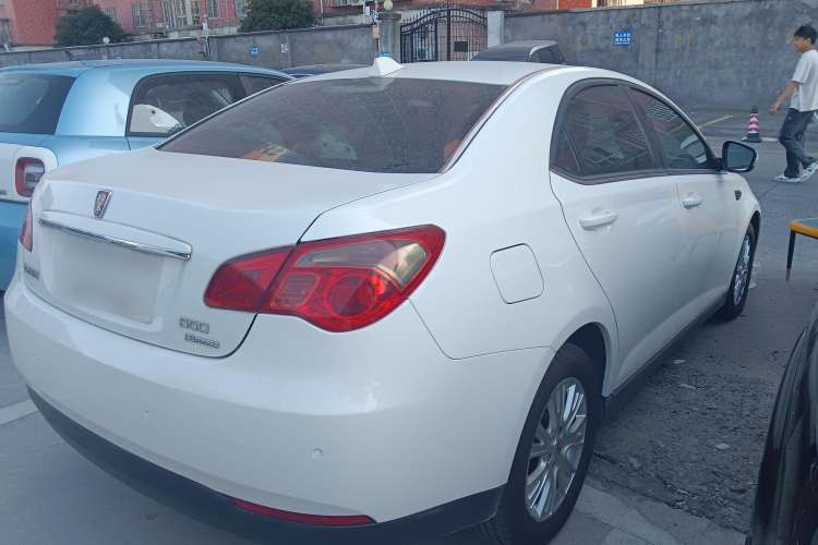 Used Roewe 550 2013 Classic Edition 550 1.8L Automatic Luxury Model Rear Right 45 Deg