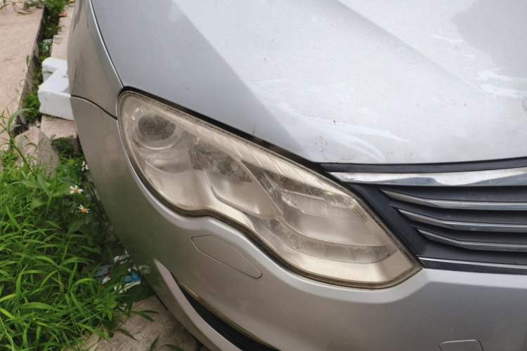 Used Roewe 550 2013 550D 1.8T Automatic Premium Edition Right Front Headlight