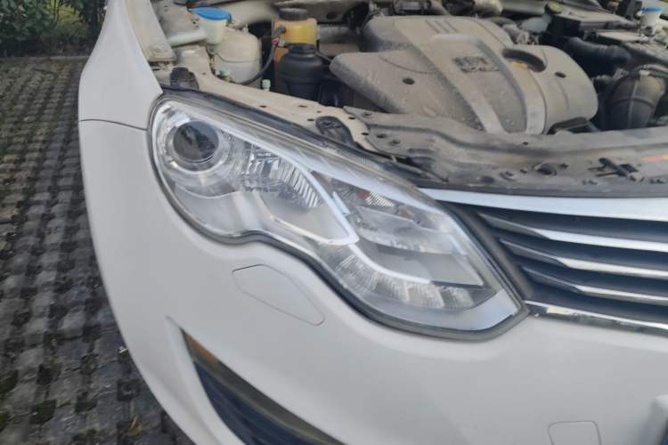 Used Roewe 550 2013 550D 1.8T Automatic Premium Edition Right Front Headlight