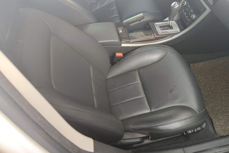 Used Roewe 550 2013 Classic Edition 550 1.8L Automatic Luxury Model Right Front Seat