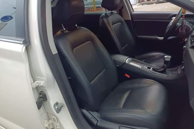 Used Roewe 550 2013 550S 1.8L Automatic Start-Zhen Edition Right Front Seat