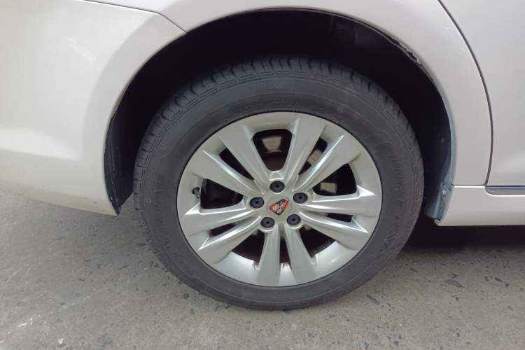 Used Roewe 550 2013 550S 1.8L Automatic Start-Zhen Edition Right Rear Wheel Hub