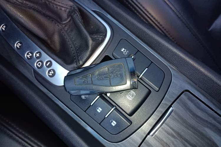 Used Roewe 550 2013 550S 1.8L Automatic Start-Zhen Edition Vehicle Key