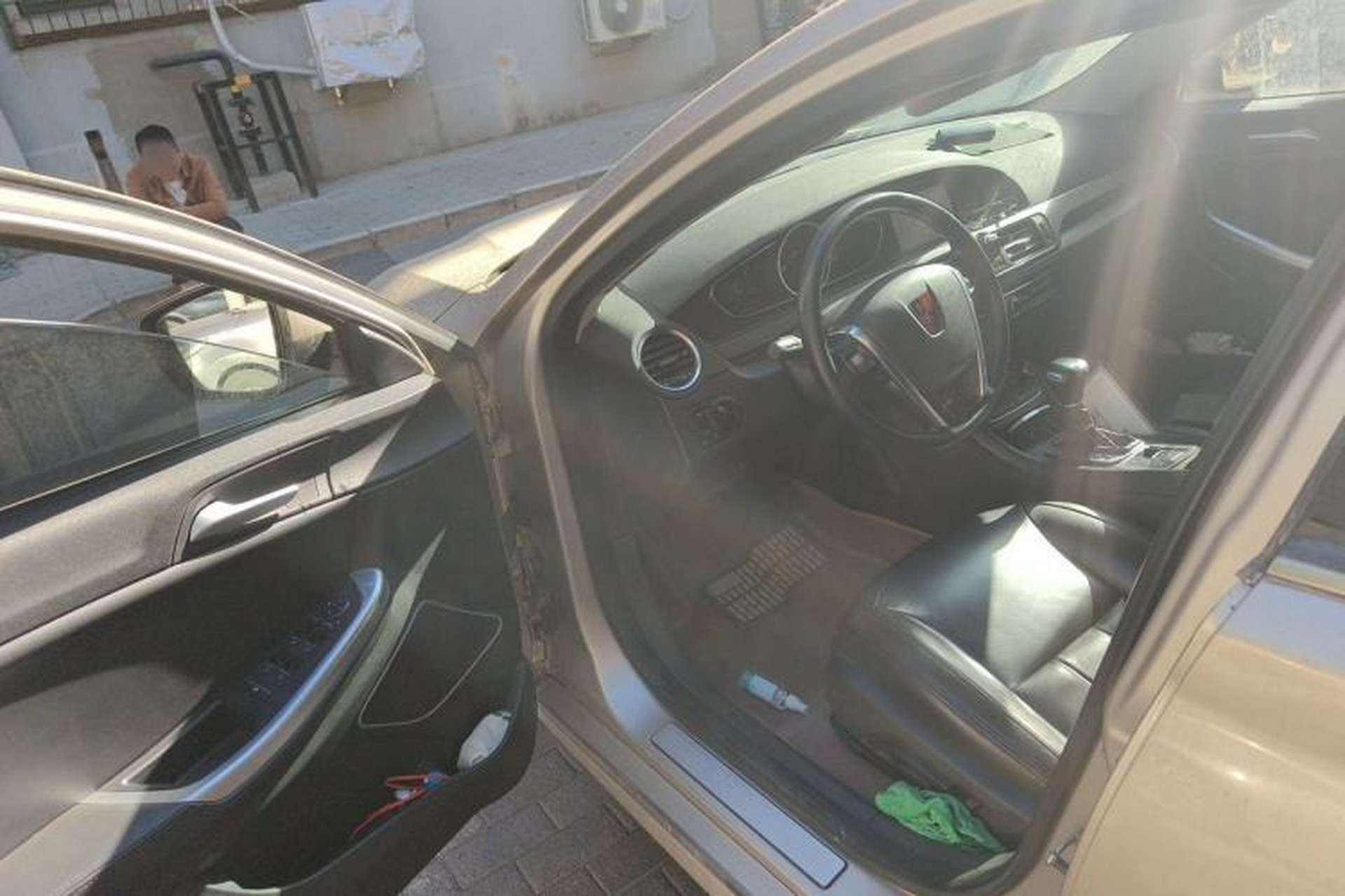 Used Roewe 550 2013 550S 1.8L Automatic Start-Zhen Edition Driver Seat