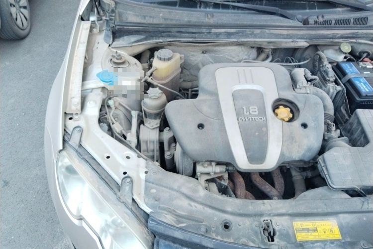 Used Roewe 550 2013 Classic Edition 550 1.8L Manual Fashion Model Engine Bay Right