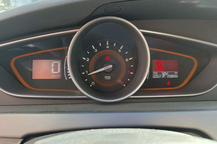 Used Roewe 550 2013 550S 1.8L Automatic Start-Zhen Edition Instrument Cluster