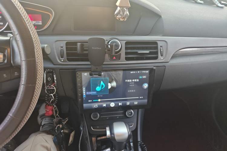 Used Roewe 550 2014 550S 1.8L Automatic Smart Selection Model Audio And AC Panel
