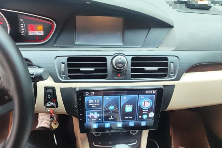 Used Roewe 550 2014 550S 1.8L Automatic Smart Selection Model Audio And AC Panel