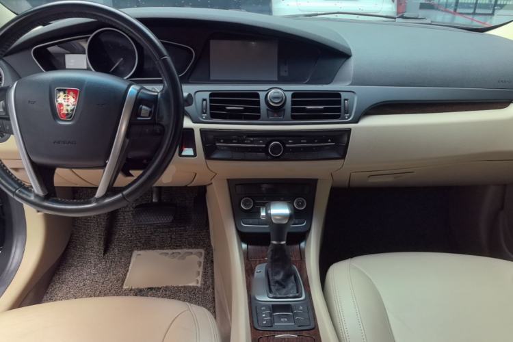 Used Roewe 550 2014 550S 1.8L Automatic Smart Selection Model Center Console