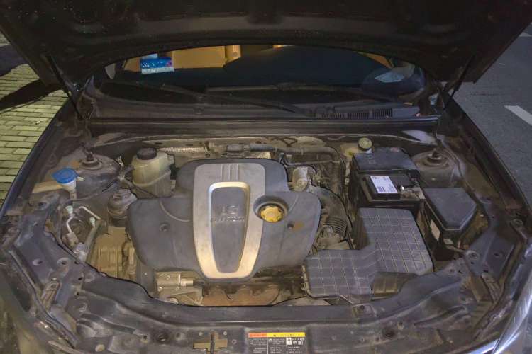 Used Roewe 550 2014 550S 1.8L Automatic Smart Selection Model Engine Bay