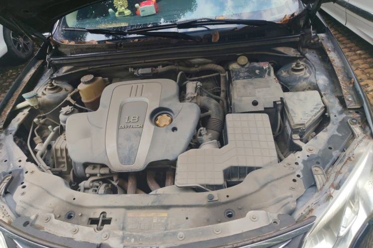 Used Roewe 550 2014 550S 1.8L Manual Smart Selection Model Engine Bay
