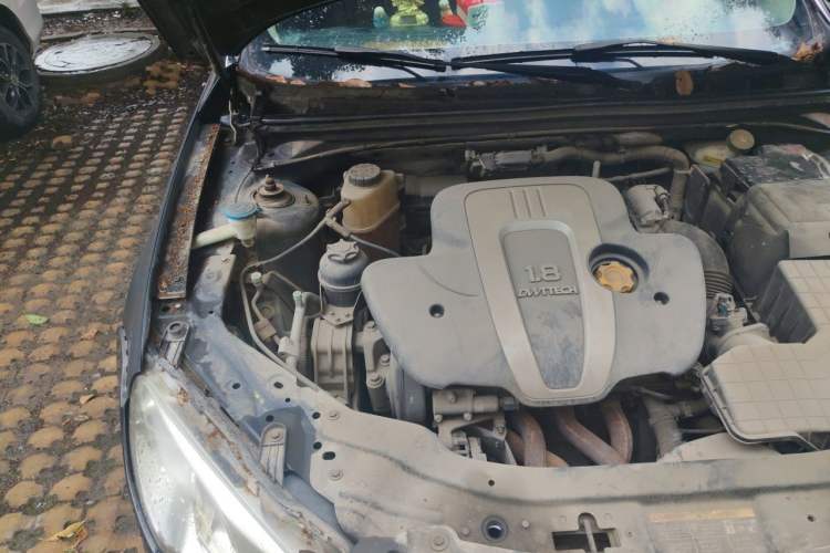 Used Roewe 550 2014 550S 1.8L Manual Smart Selection Model Engine Bay Right