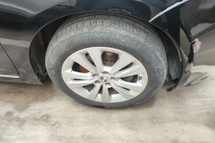 Used Roewe 550 2014 550S 1.8L Automatic Smart Selection Model Right Front Wheel Hub