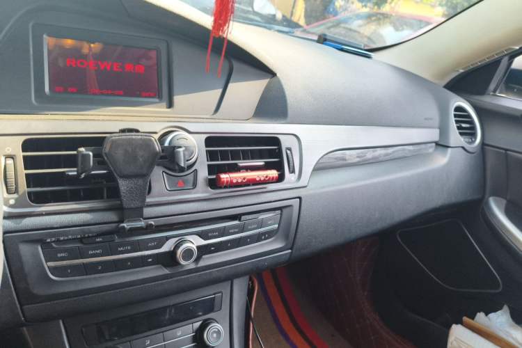 Used Roewe 550 2014 550S 1.8L Automatic Smart Selection Model Audio And AC Panel