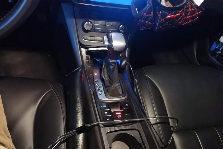 Used Roewe 550 2014 550S 1.8L Automatic Smart Selection Model Gear Lever