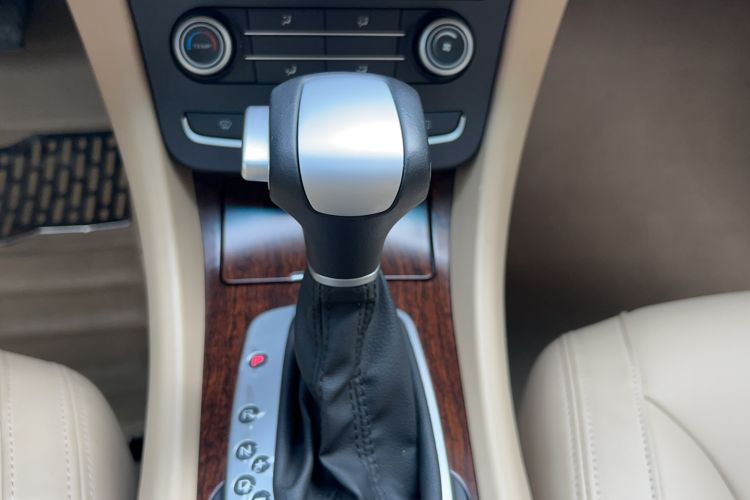 Used Roewe 550 2014 550S 1.8L Automatic Smart Selection Model Gear Lever