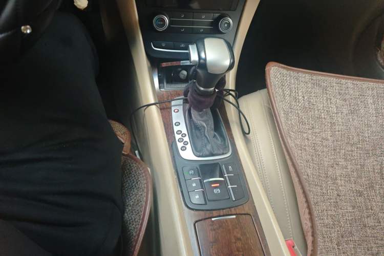 Used Roewe 550 2014 550S 1.8L Automatic Smart Selection Model Gear Lever