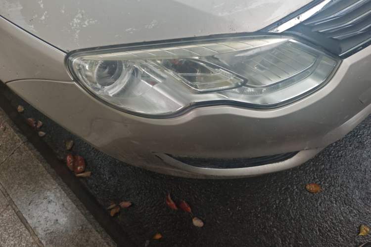 Used Roewe 550 2014 550S 1.8L Automatic Smart Selection Model Right Front Headlight