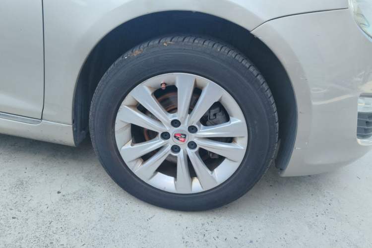 Used Roewe 550 2014 550S 1.8L Automatic Smart Selection Model Right Front Wheel Hub