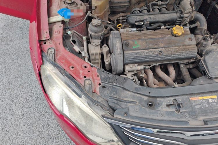 Used Roewe 550 2014 550S 1.8L Automatic Smart Selection Model Engine Bay Right
