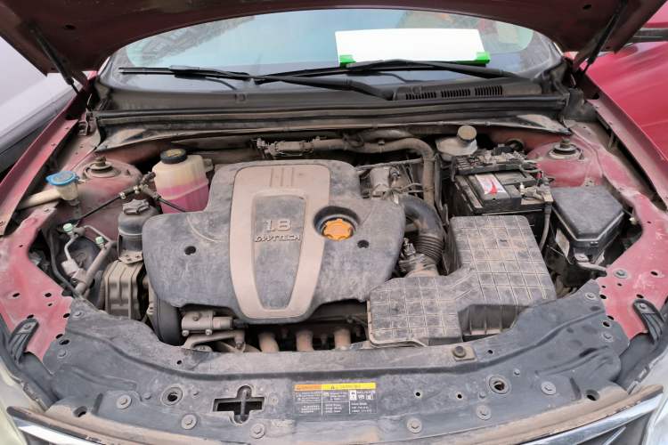 Used Roewe 550 2014 550S 1.8L Automatic Smart Selection Model Engine Bay