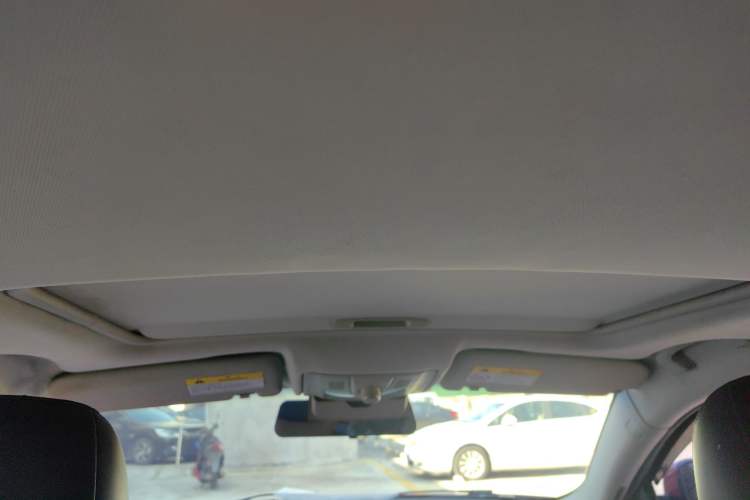 Used Roewe 550 2014 550S 1.8L Automatic Smart Selection Model Interior 6