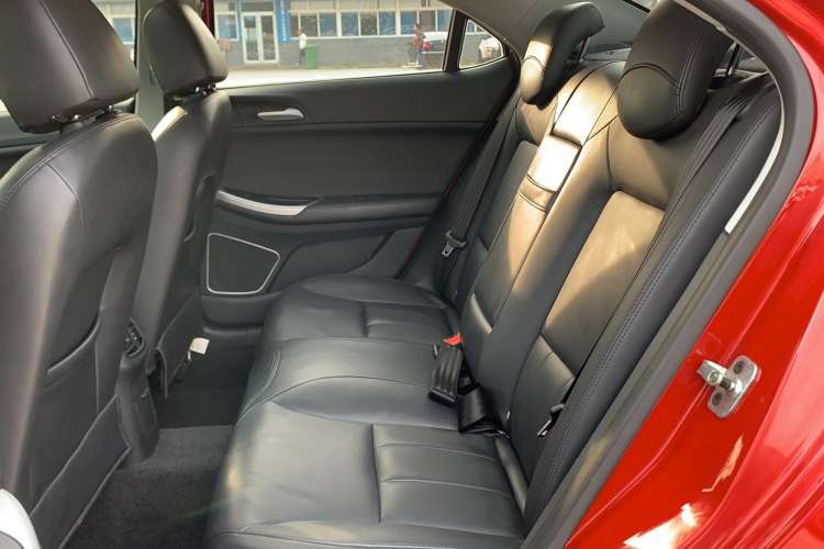 Used Roewe 550 2014 550S 1.8L Automatic Smart Selection Model Left Rear Seat