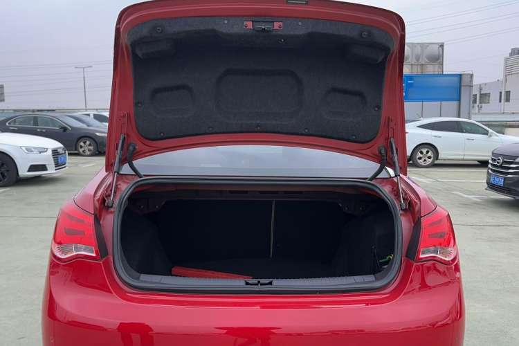 Used Roewe 550 2014 550S 1.8L Automatic Smart Selection Model Trunk