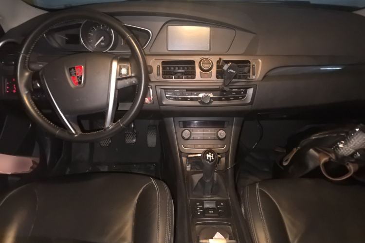 Used Roewe 550 2014 550S 1.8L Manual Smart Selection Model Center Console