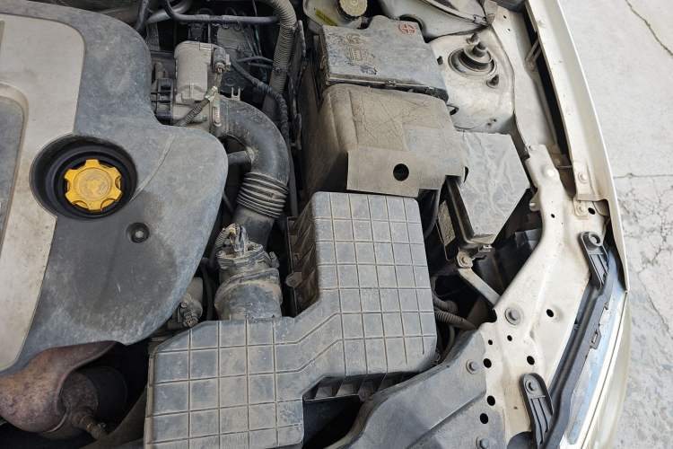 Used Roewe 550 2014 550S 1.8L Manual Smart Selection Model Engine Bay Left