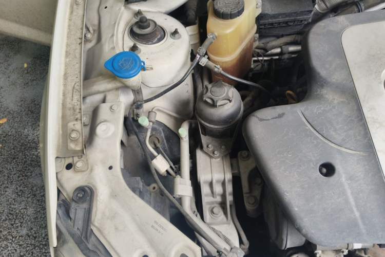 Used Roewe 550 2014 550S 1.8L Manual Smart Selection Model Engine Bay Right