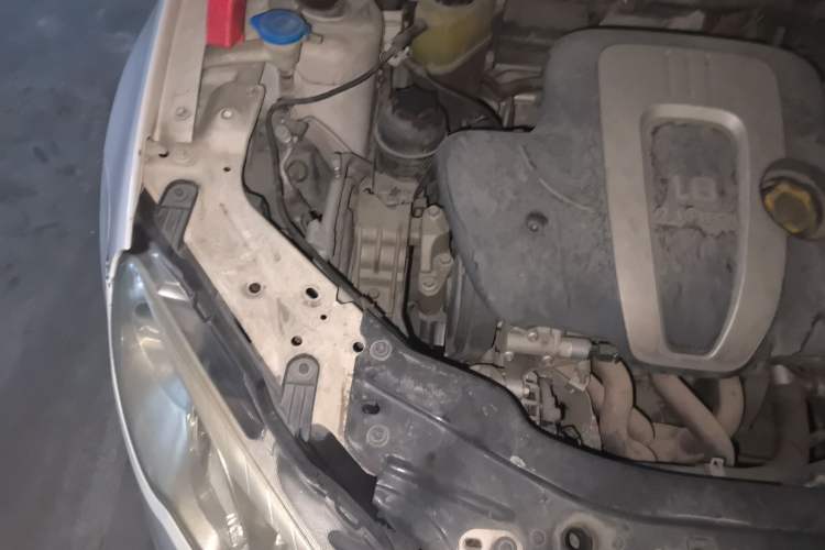 Used Roewe 550 2014 550S 1.8L Manual Smart Selection Model Engine Bay Right