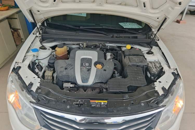 Used Roewe 550 2014 550S 1.8L Automatic Smart Selection Model Engine Bay