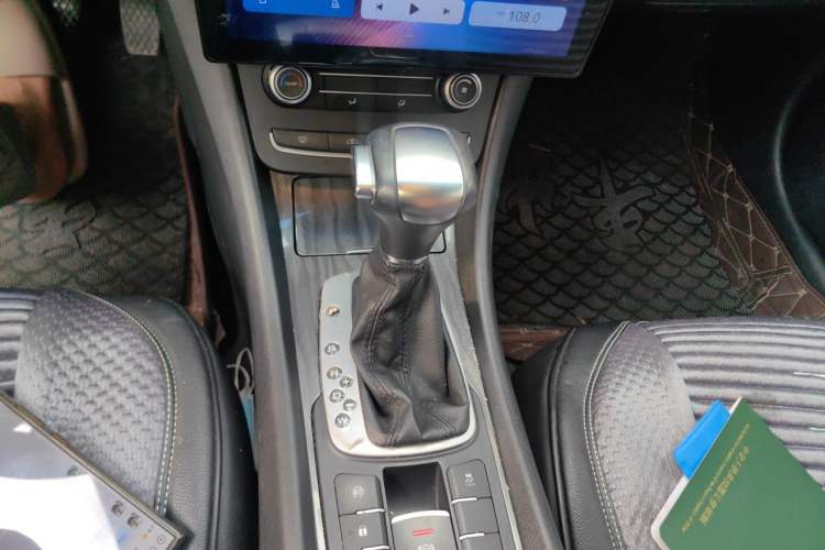 Used Roewe 550 2014 550S 1.8L Automatic Smart Selection Model Gear Lever