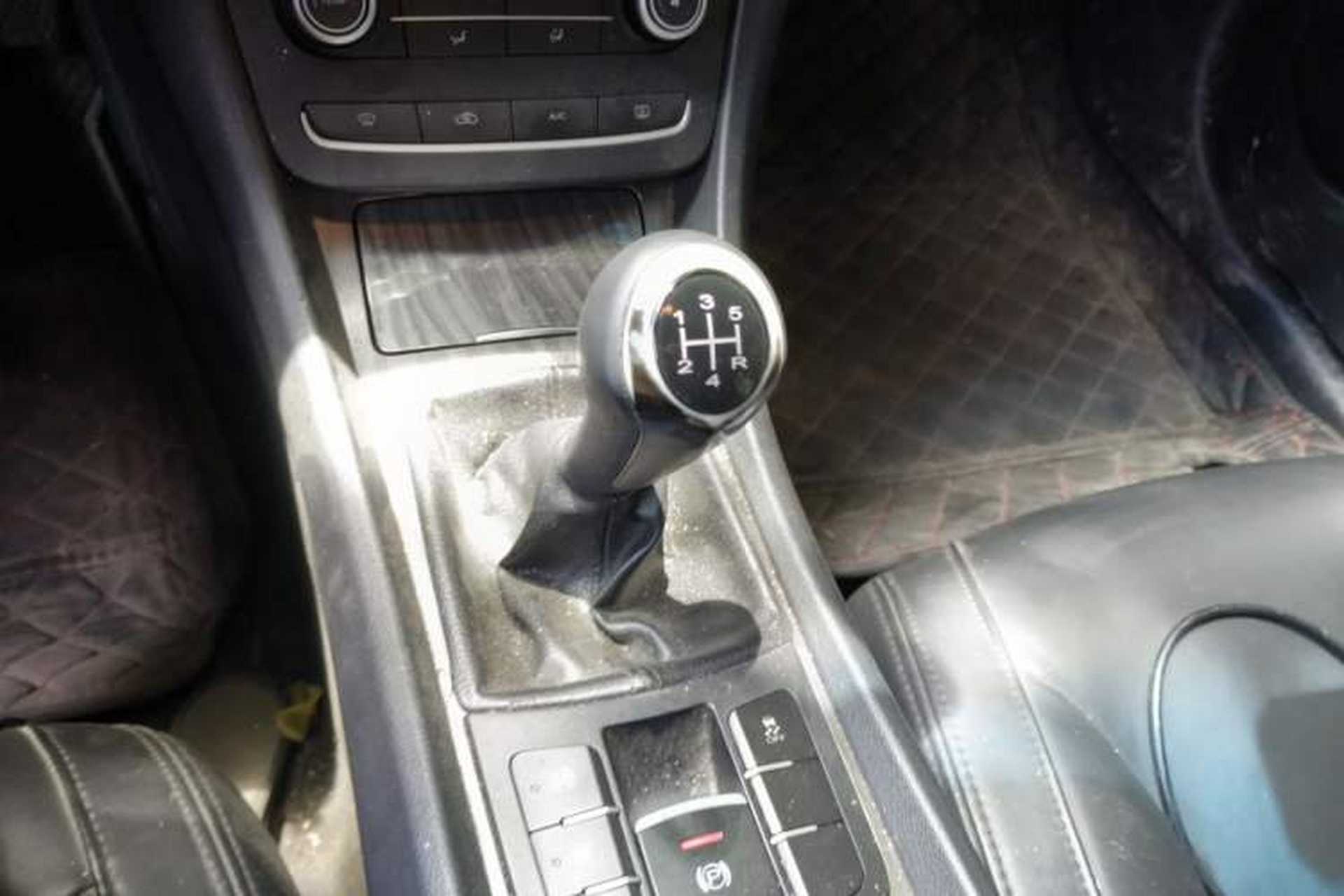 Used Roewe 550 2014 550S 1.8L Manual Smart Selection Model Gear Lever