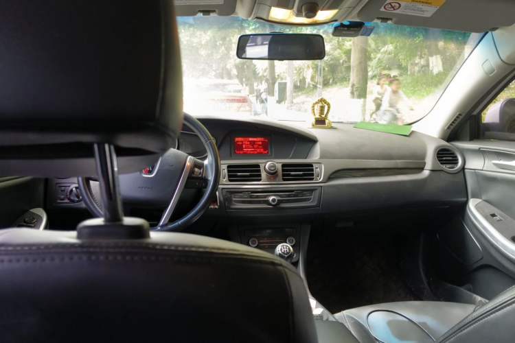 Used Roewe 550 2014 550S 1.8L Manual Smart Selection Model Headliner