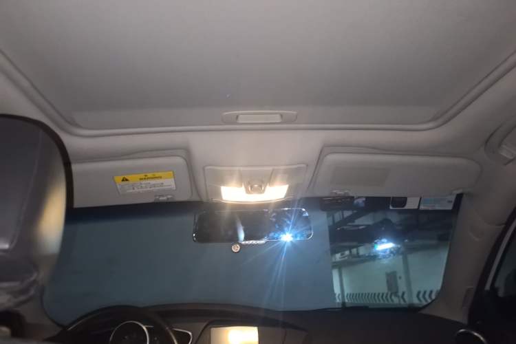 Used Roewe 550 2014 550S 1.8L Manual Smart Selection Model Headliner