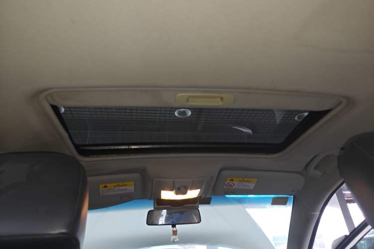 Used Roewe 550 2014 550S 1.8L Automatic Smart Selection Model Interior 8