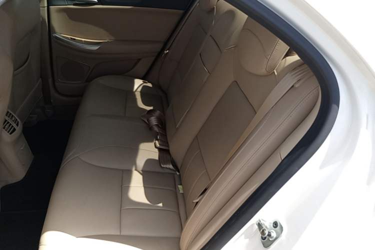 Used Roewe 550 2014 550S 1.8L Manual Smart Selection Model Left Rear Seat