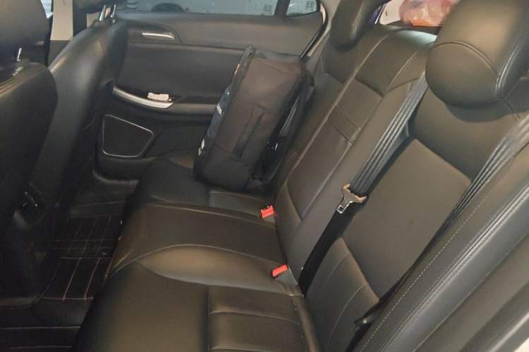 Used Roewe 550 2014 550S 1.8L Automatic Smart Selection Model Left Rear Seat